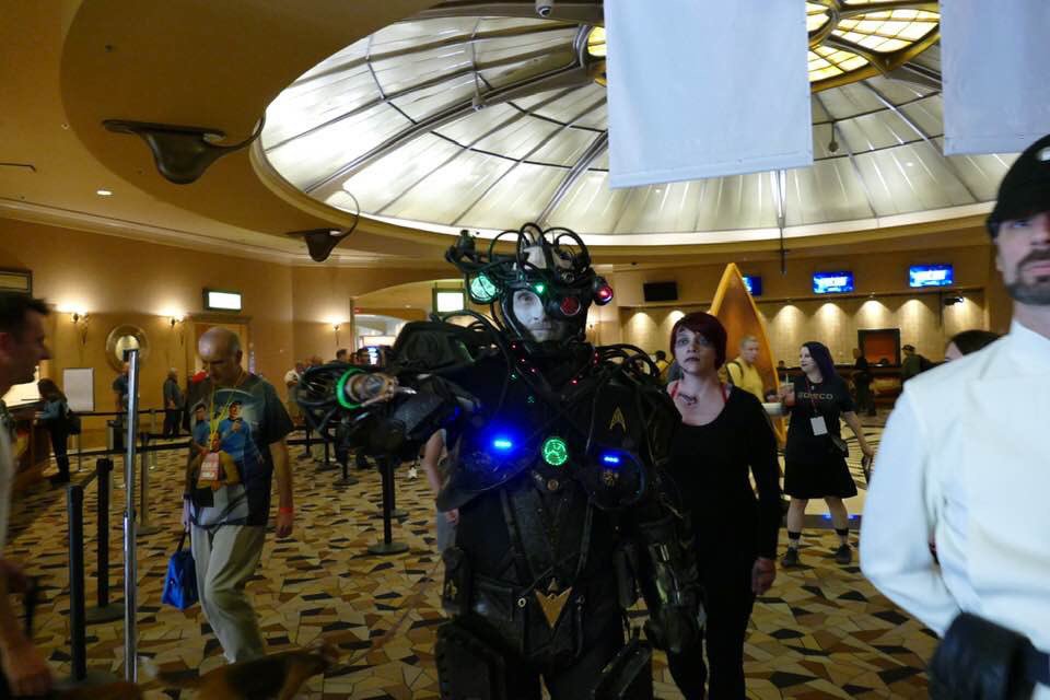 thraeyce's tweet photo. Smorg-us-Borg! #borgcosplay #cosplay #stlv #latergram #throwbackthursday #stlv2019 #trekyourself #resistancewasfutile #borgmarch #thecollective https://t.co/5dsEhH1Jzq
