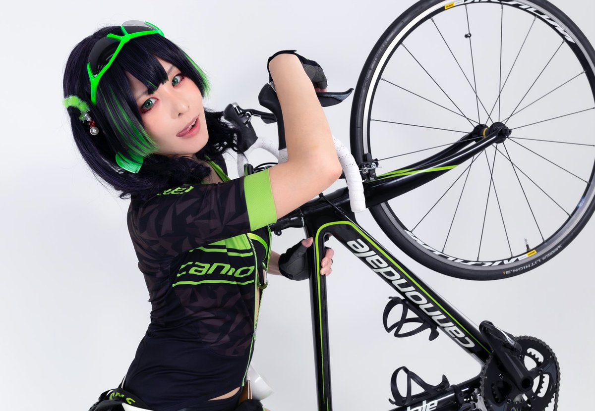 Moto 5 3手鳴の日 على تويتر 夏コミ4日目西あ69aにてロードバイク擬人化コスプレ写真集 友達の自転車スペで私もキャノンデールちゃんでコスプレ売り子します よろしくお願いします C96 C96告知 コミケ96 コミックマーケット 夏コミ 夏コミ新刊情報