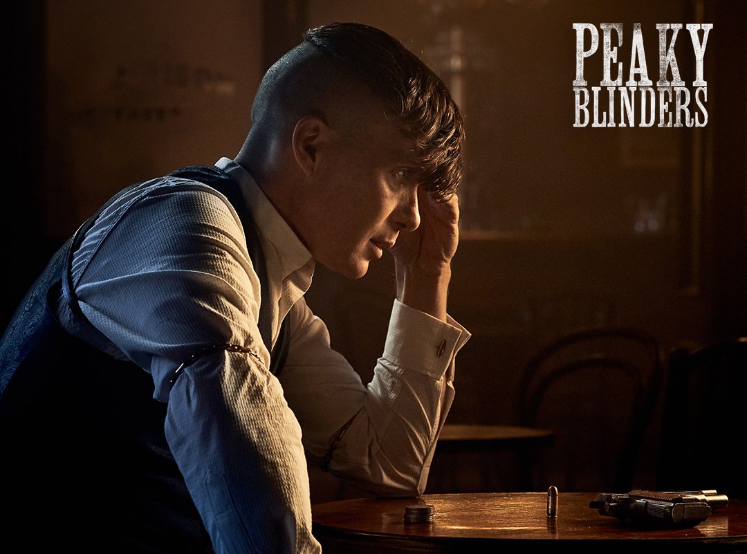 ThePeakyBlinder's tweet image. He is back. #PeakyBlinders Series 5 will premiere on @bbcone on Sunday 25th August at 9pm.

Photo by @RobertViglasky