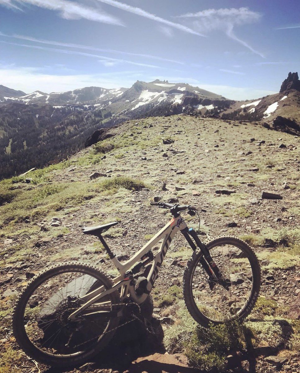 BlueZoneSports's tweet photo. Repost: @ jake_dore on Instagram:
"Had a great solo ride out at @KirkwoodMTN yesterday."
You heard him! The new @PivotCyclesUSA #Firebird29 from #BlueZoneSports is rockin' on the trails at #Kirkwood! https://t.co/t8YYUhL6R5