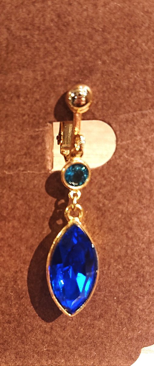 アラディア 雲珠 C96宣伝 8 9南ム23 Aにてギルガランピアス っぽいもの 耳飾りを頒布します 1500円です マジェスティックブルーの輝きが本当に綺麗です ドラクエぽいものシリーズアクセサリーは 今回も持ち込んでおりますのでそちらもぜひ C96