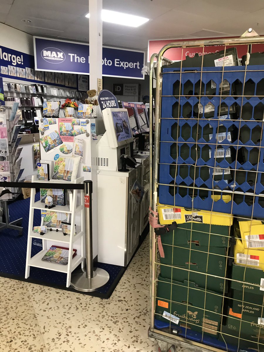 Byron Davies tweet media