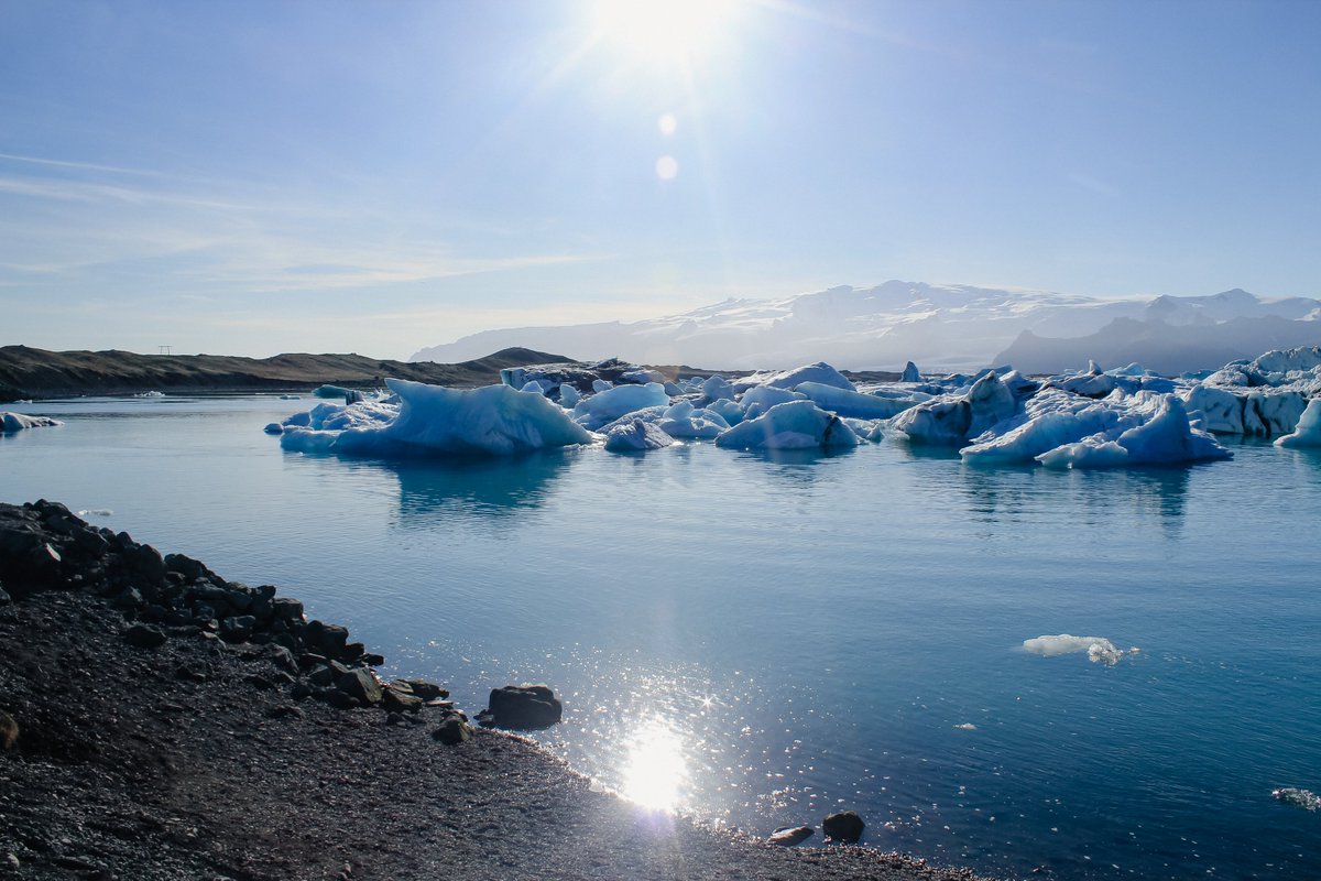 TomFliesDotCom's tweet photo. A3: We like to write blog posts, and we also love to take advantage of #TBT! So here's one from our trip to #Iceland  #CultureTrav https://t.co/zLOjwelubH