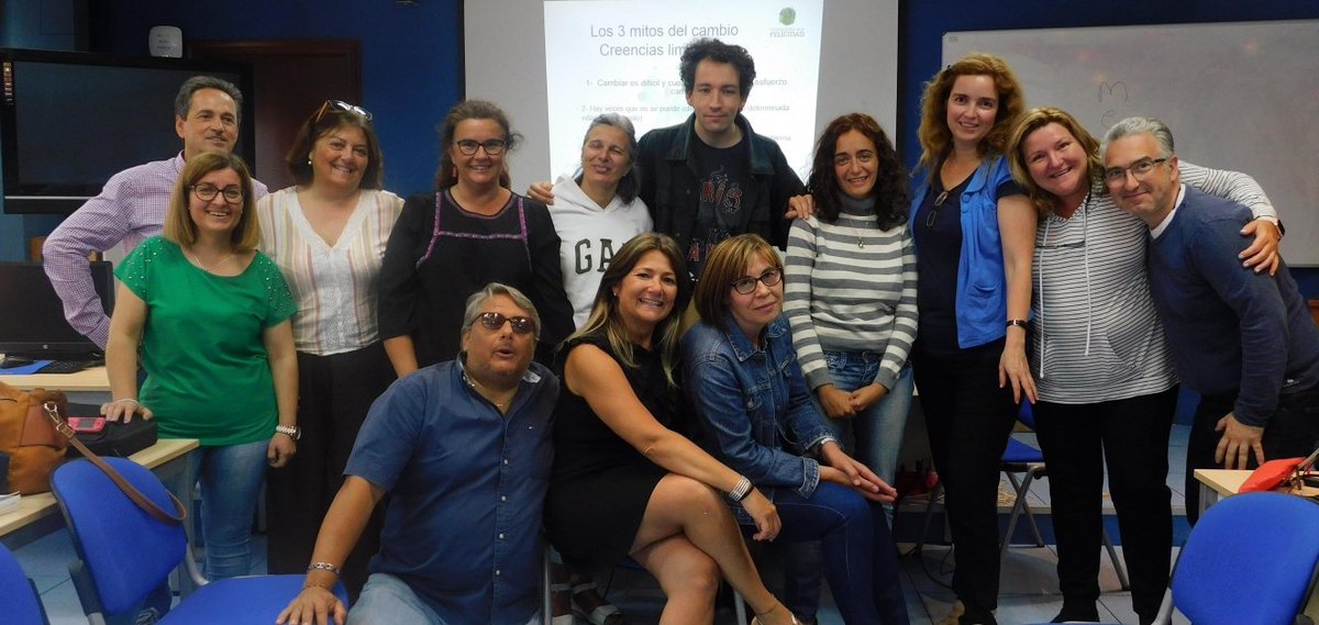 lanzaderavigo's tweet photo. #lanzaderasdeRedondelayVigo navegaron hacia Marín y disfrutaron del taller de inteligencia emocional de .@herikacoaching. Reflexionaron sobre las creencias limitantes. Gracias Hérika por tu energía positiva  .@FundacionSMLRPH .@fundacionTef .@Lanzaderas_EES .@EU_Social https://t.co/BTApTytk6p