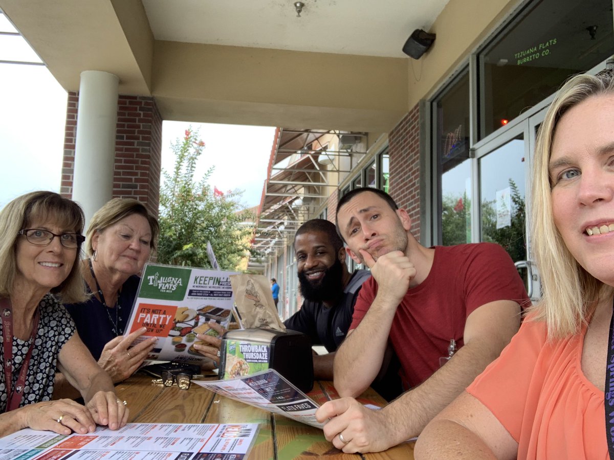 craft628's tweet photo. Scavenger hunt row one...#teamTSMS #gametime #teamexceptional #wolverines #August21stcomesoon https://t.co/LZDR8ro8KY