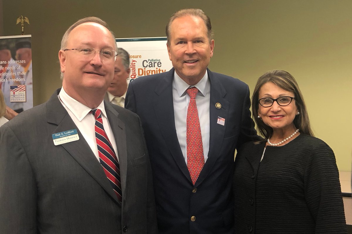 HopeHCS's tweet photo. Hope President &amp; CEO Samira K. Beckwith, Paul Ledford of @FlHospicesPC and US Congressman @VernBuchanan agree on the importance of high quality hospice care to provide comfort and dignity at the end of life! https://t.co/X01pUFGuQn