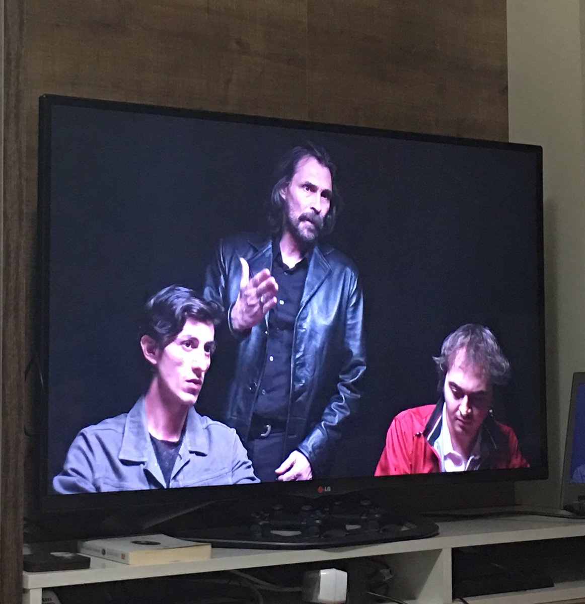 Dişimizin kovuğuna yetmiyor. 😒 #BehzatÇ