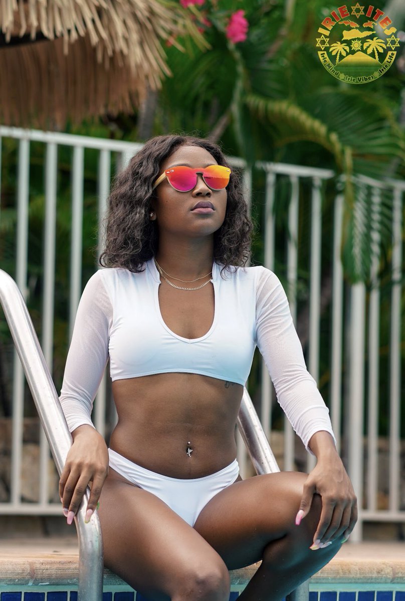irieitesvi's tweet photo. Irie Ites “Fiyah Red” Cat Eye sunglasses includes Irie red mirror lens with a natural bamboo frame. Order yours today at: https://t.co/BJuEhwRiuw (Link in bio) 

#IrieItesvi #FiyahRed #IrieMind #IrieVibes #IrieLife #EverythingIrie 🕶 #usvi #sunglass #eyewear #eyewear

#WONDERFUL https://t.co/eMm4eQNzPc