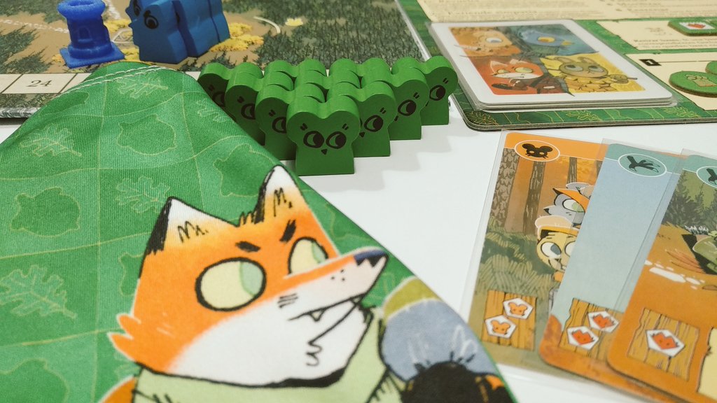 MorweNIam's tweet photo. Primera toma de contacto con el juego del momento, llevando a #LaAlianza y al #NidoDeAguilas
Muy buenas primeras impresiones. Juego muy asimétrico y con partidas totalmente diferentes.
#Root #JuegosDeMesa #BoardGames #JuegosBonitos #Marquesado #Vagabundo #Mapachitos https://t.co/vVvq76JhQb
