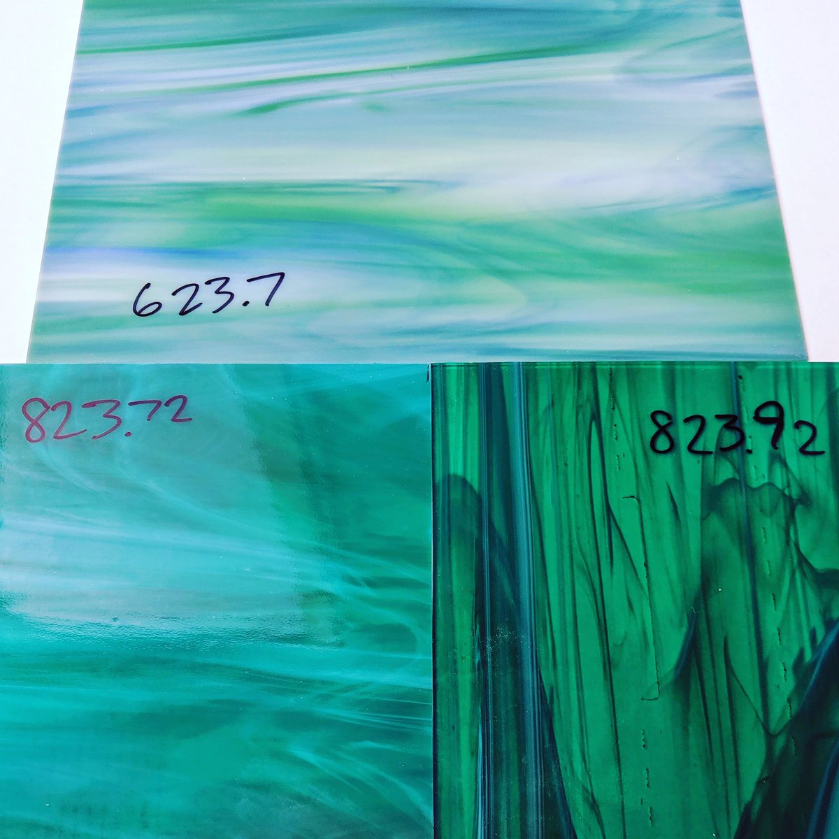 strongfamcreate's tweet photo. Glass before it becomes something window-worthy!
I love the swirls in the top piece - which one is your favourite? And what can you imagine being made from it?
#stainedglass #glasssheets #whattomake #creativity #smallbusiness https://t.co/RnkonQF6FO https://t.co/fscVsWSuD0