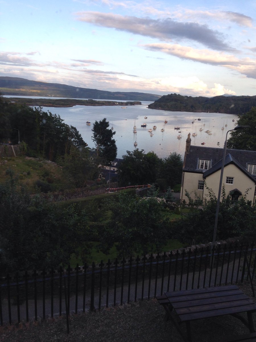 RyanYoungFiddle's tweet photo. Isn't Mull just stunning! Can't wait to play at #AnTobar tonight with ⁦@jennbutterworth⁩ on behalf of ⁦@Comar_Arts⁩ https://t.co/eAfbDpR6BL