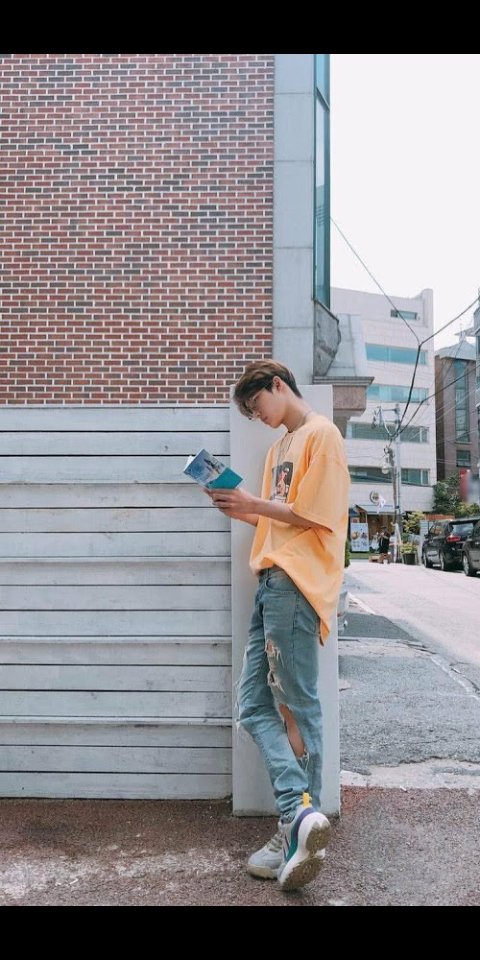 DawsenMorris's tweet photo. It's my bias Mingi's birthday and I'm not okay😭😍 #Fix_On_Mingi_Day https://t.co/n9JPzkzaKb