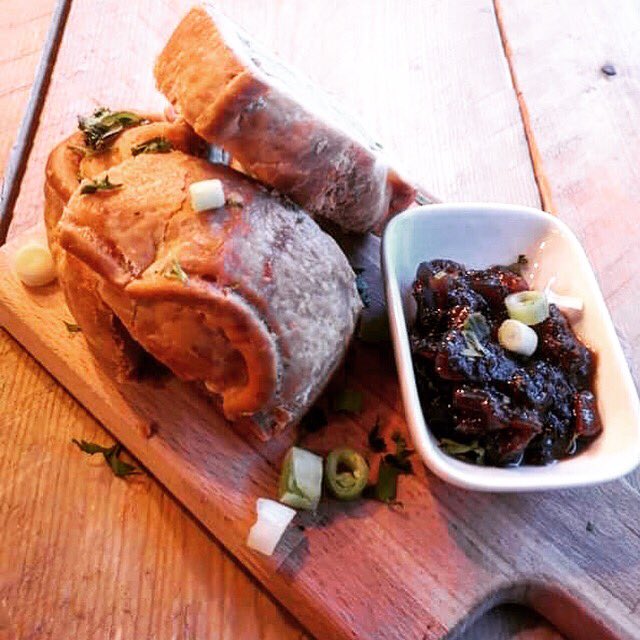 tmiashford's tweet photo. Whoahhhh, hold up.. Made Inn is selling Pork Pies... WHATTT !!! 
GET IN MY BELLY... 
#porkpie #ashford #ashfordtowncentre #madeinnco #kent #barfood https://t.co/dsYS5Gc3VJ