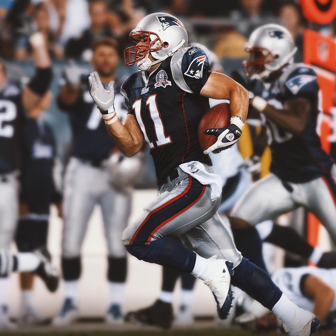 Edelman11's tweet photo. August 13, 2009. On this day I was able to achieve a goal I had set for myself at a very young age. To all the young guys out there who are taking the long road, I want to wish you luck. Keep pushing, keep grinding, keep improving and good things will come. Now let’s eat fellas. https://t.co/AqFT1yXTFV
