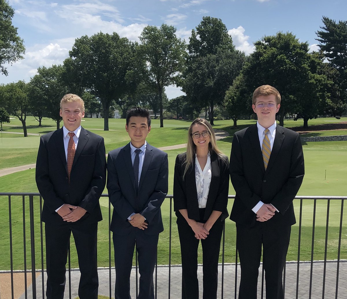 2019 Rayburn West- Charles Schwab RIA , Equity Analyst Interns. David Mullican, Andy Ruan, Madeline Hoops, Edward Ownby III #equityresearch #SchwabRIA #HaslamUT #VanderbiltU