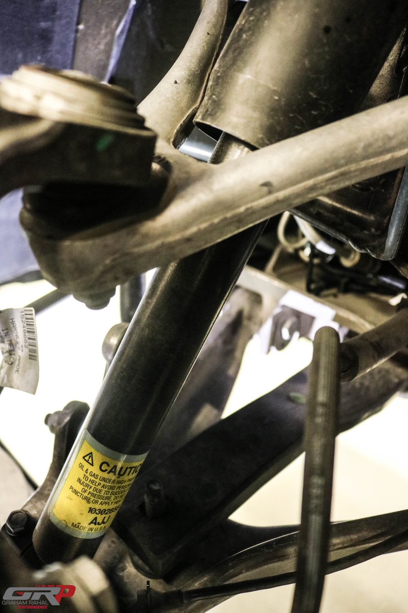 GRPerf's tweet photo. Rick brought by his C6 Corvette for a @bilsteinus shock upgrade! 💙
.
.
#chevy #chevycorvette #corvettec6 #corvettes #americanmuscle #madeintheusa #v8 #lspowered #bilstein #bilsteinshocks #hunterengineering https://t.co/ivYoHtyRDT