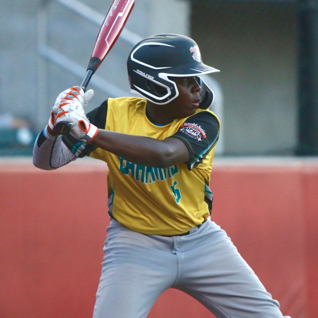 RawlingsSports's tweet photo. #Rawlings Mach helmets and the new Quatro Pro are a perfect combination! Check out the @BabeRuthLeague @crwsmajor70 to see more bombs with the #QuatroPro!
Watch live on https://t.co/nwNR77clVn
#TeamRawlings #MachEXT https://t.co/FU3RQrnfdg