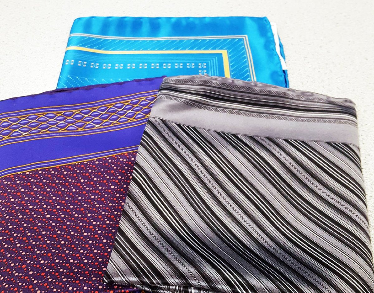 BlueJacketInc's tweet image. Only at our Coldwater Crossing location: Buy our reversible bow ties by designer Edward Armah Inc. Retail: $105 - OUR PRICE: $25 👀 and Italo Ferretti pocket squares made from the finest silk. Retail: $95 - OUR PRICE $15! 🤵 We make thrift look good! Get them while they last!