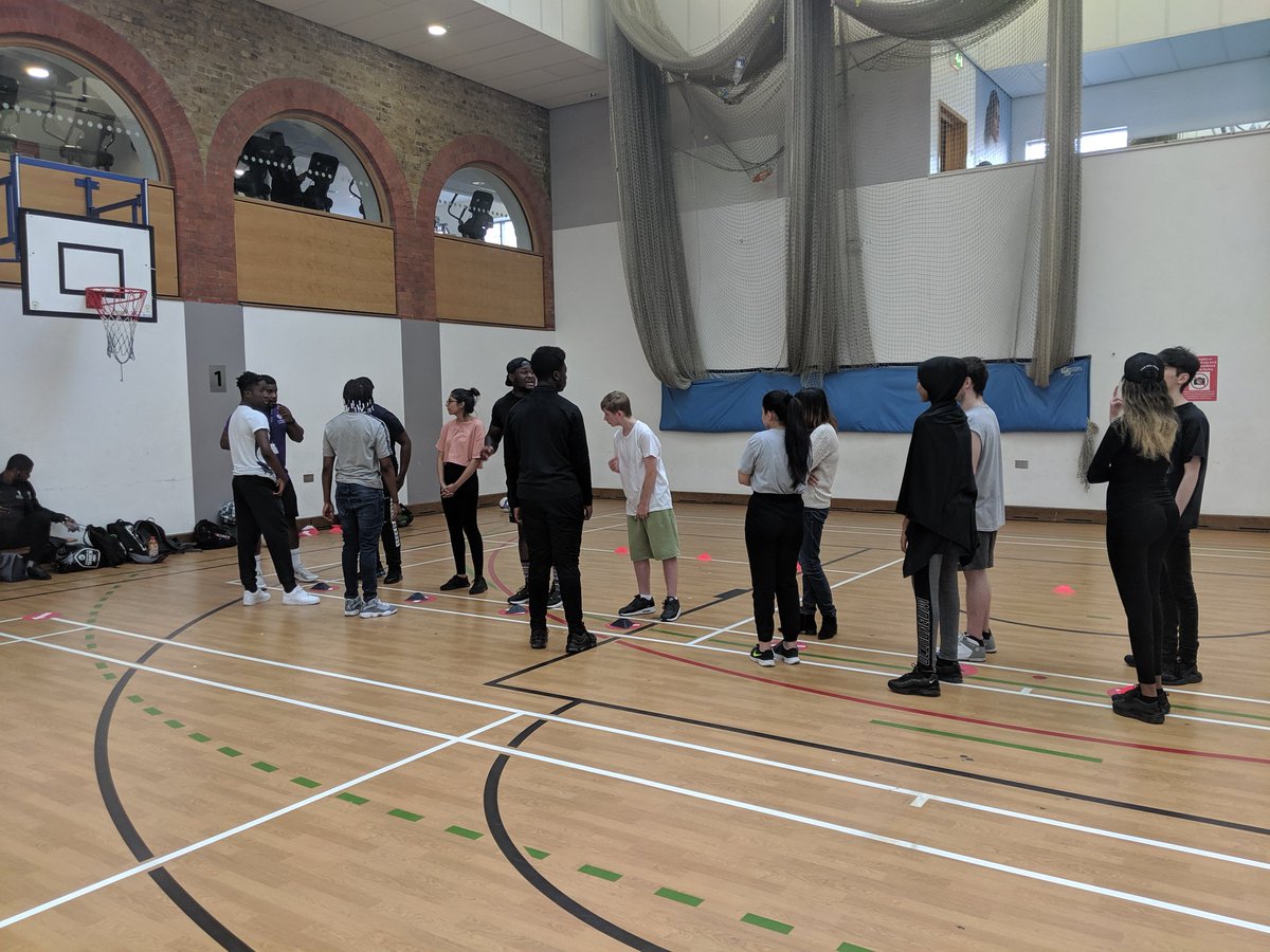 TiershaTweets's tweet photo. Two jam packed days for our London young people. First we had our @BofAML / @CBRE World of Work day yesterday and then today at East we prepped them for their placement interviews. Busy busy busy! #movingintowork https://t.co/VLsAt3zc5s