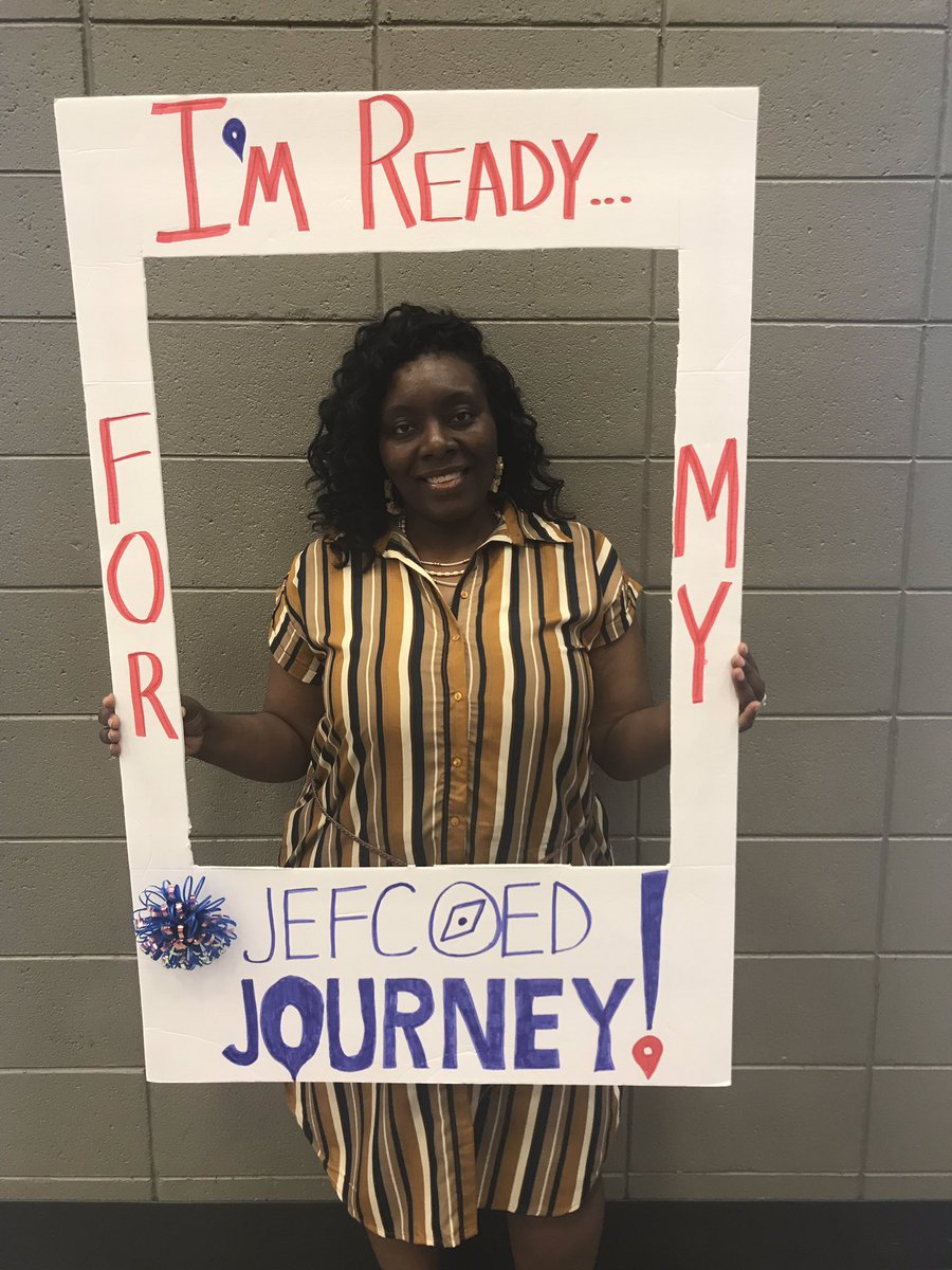 CynthiaCates13's tweet photo. New @JEFCOED teacher’s smiling BIG at New Teacher Orientation!!! Welcome new teachers!! https://t.co/R4g64Nxwux