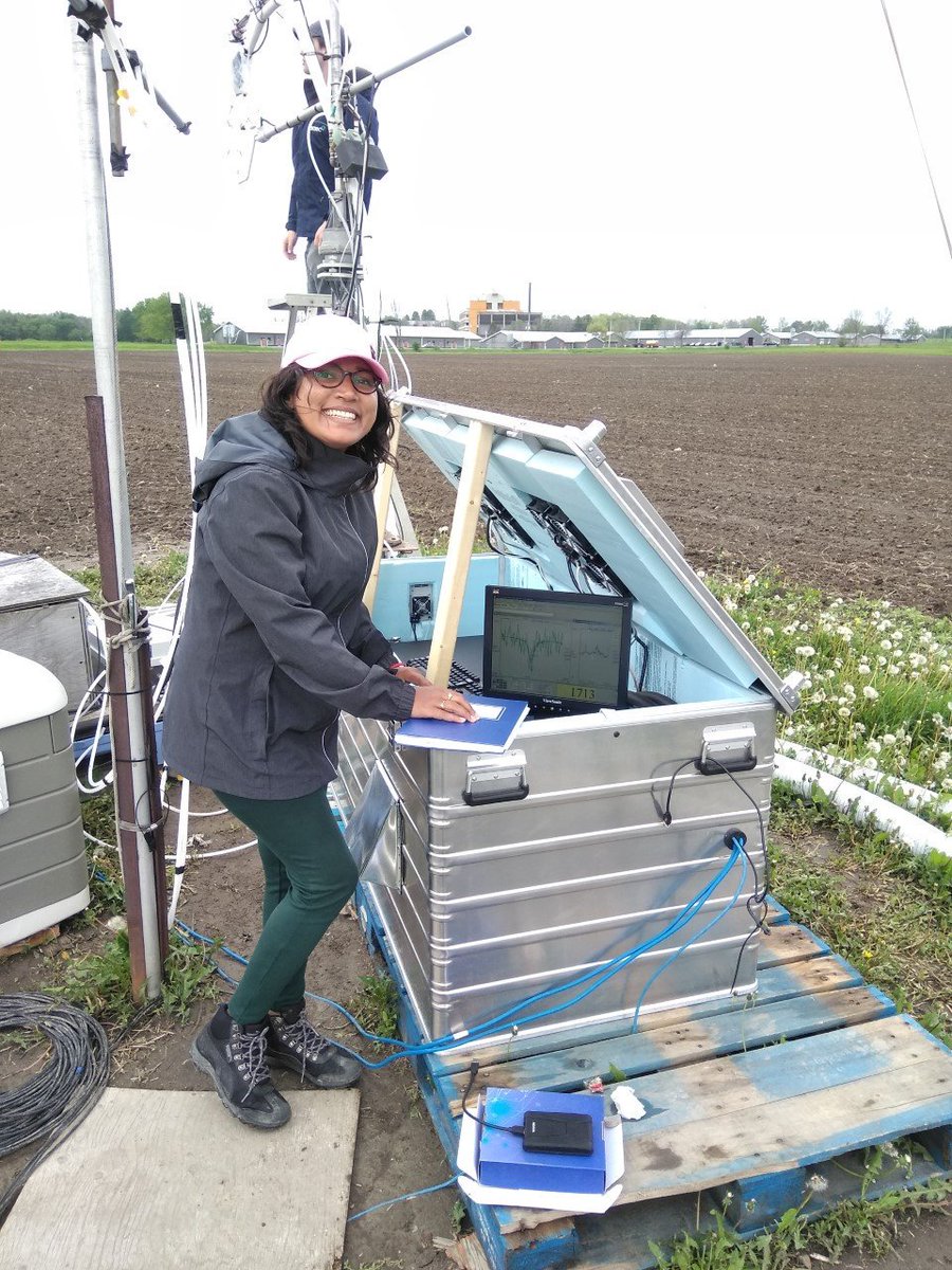 EnviroChemUofT's tweet photo. Atmosphere-surface exchange of ammonia is a major interest within the #MurphyGroup. Postdoc Saumya Singh & former postdoc Alex Moravek collected an impressive, multi-season, dataset on NH3 exchange above a cornfield to understand how agricultural regions can act as source & sink https://t.co/MiZjTrDv0G