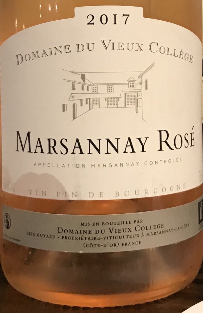 bringthewineLDN's tweet photo. Staying in #France, our #RoseWine tonight is a 2017 Vieux College Marsannay Rose. This maverick #Burgundy is made from 100% #PinotNoir. Don’t let the pale colour fool you because, in this case, less is very much more!

#BringTheWine #WineTasting #Sidcup @halfwaysidcup https://t.co/N9zw3vwgRm