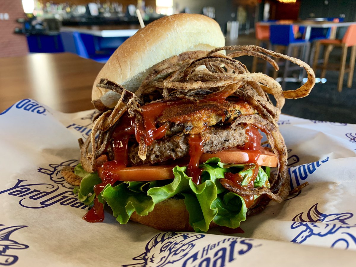 GoYardGoats's tweet photo. We’re turning the ballpark food contest on its head with The Naked Goat: A 100% Vegan MONSTER of a burger. Yeah... it's delicious. #Vegan #BushsHomeRunRecipes #VeganFood
Vote Naked, vote now: https://t.co/f874Z8hqyj https://t.co/NY8LOL6xlt
