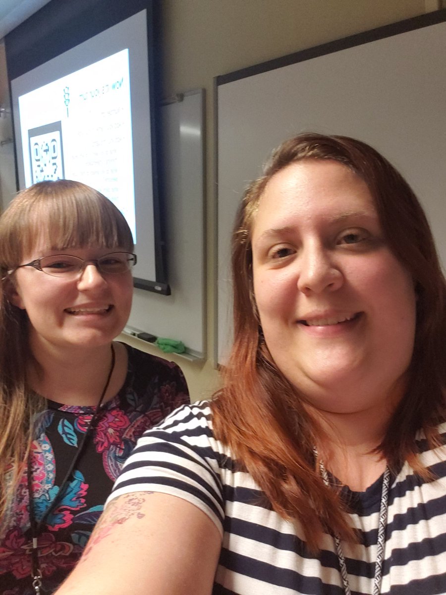 Librari_erin's tweet photo. Still going strong! @robinwalker0701 and myself at the librarian's curriculum day sharing AWESOME resources on makerspaces + design thinking! Link to be shared shortly. #makerspace #designthinking #librarylife #futurereadylibs https://t.co/NVq5AAJEqi