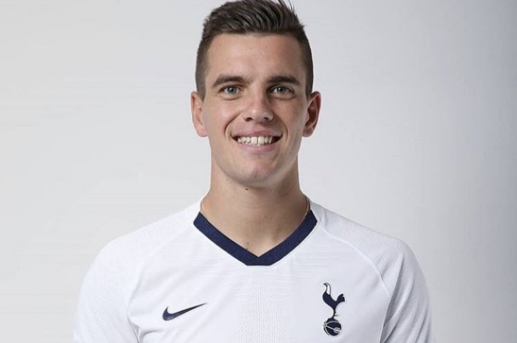 Argentinian attacking midfielder Giovani Lo Celso on why he wanted to join Tottenham Hotspur this summer transfer window: 

“It was an easy decision. It is a club that plays in the Champions League every year, has an incredible stadium, a top-level training centre”.

#THFC #COYS
