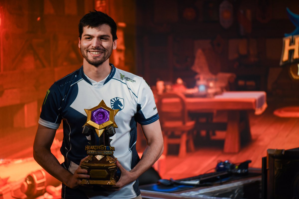 David Caero On Twitter I Wanted To Thank Teamliquid For Everything They Ve Done For Me Over The Past Few Years They Ve Been An Amazing Family And Organization But Looking Forward To See