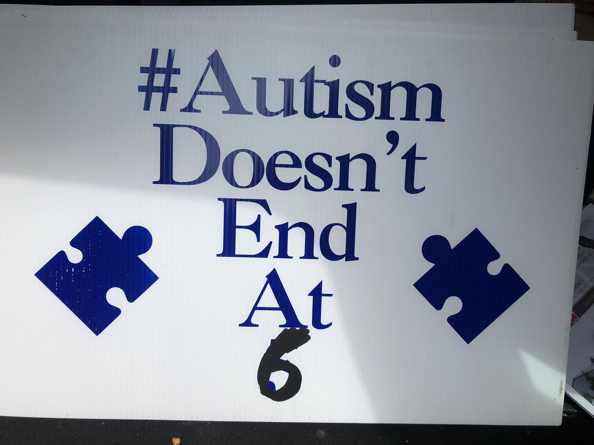 meow173's tweet photo. #onpoli #April2020IsNotOk #AutismDoesNotEndAtFORD #AutismDoesNotEndAtFORD #Autism #AutismProtest https://t.co/9oNPxtmdVq