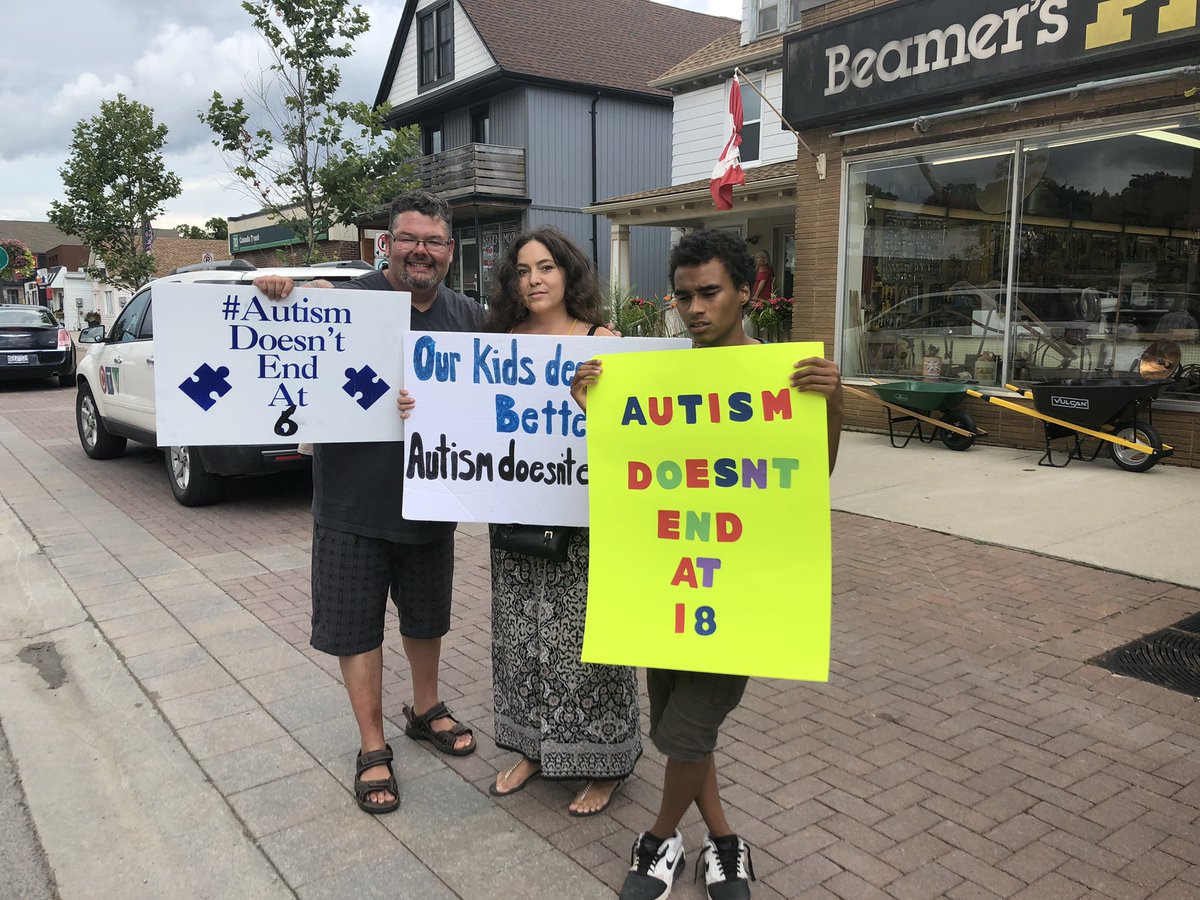 meow173's tweet photo. #onpoli #April2020IsNotOk #AutismDoesNotEndAtFORD #AutismDoesNotEndAtFORD #Autism #AutismProtest https://t.co/9oNPxtmdVq