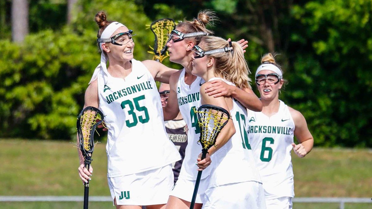 ASUN_Lacrosse's tweet photo. All 4⃣ #ASUNWLAX teams had at least 20 women named to the Honor Roll for maintaining a 3.0 GPA+ over the 2018-19 academic year. #ASUNBuilt

@StetsonLacrosse led the way with 96% of its women earning recognition, followed by @JAX_WLAX, @KSUOwlsLAX and @Libertywlax. 👏📚🥍 https://t.co/VB3bHmmBZ4