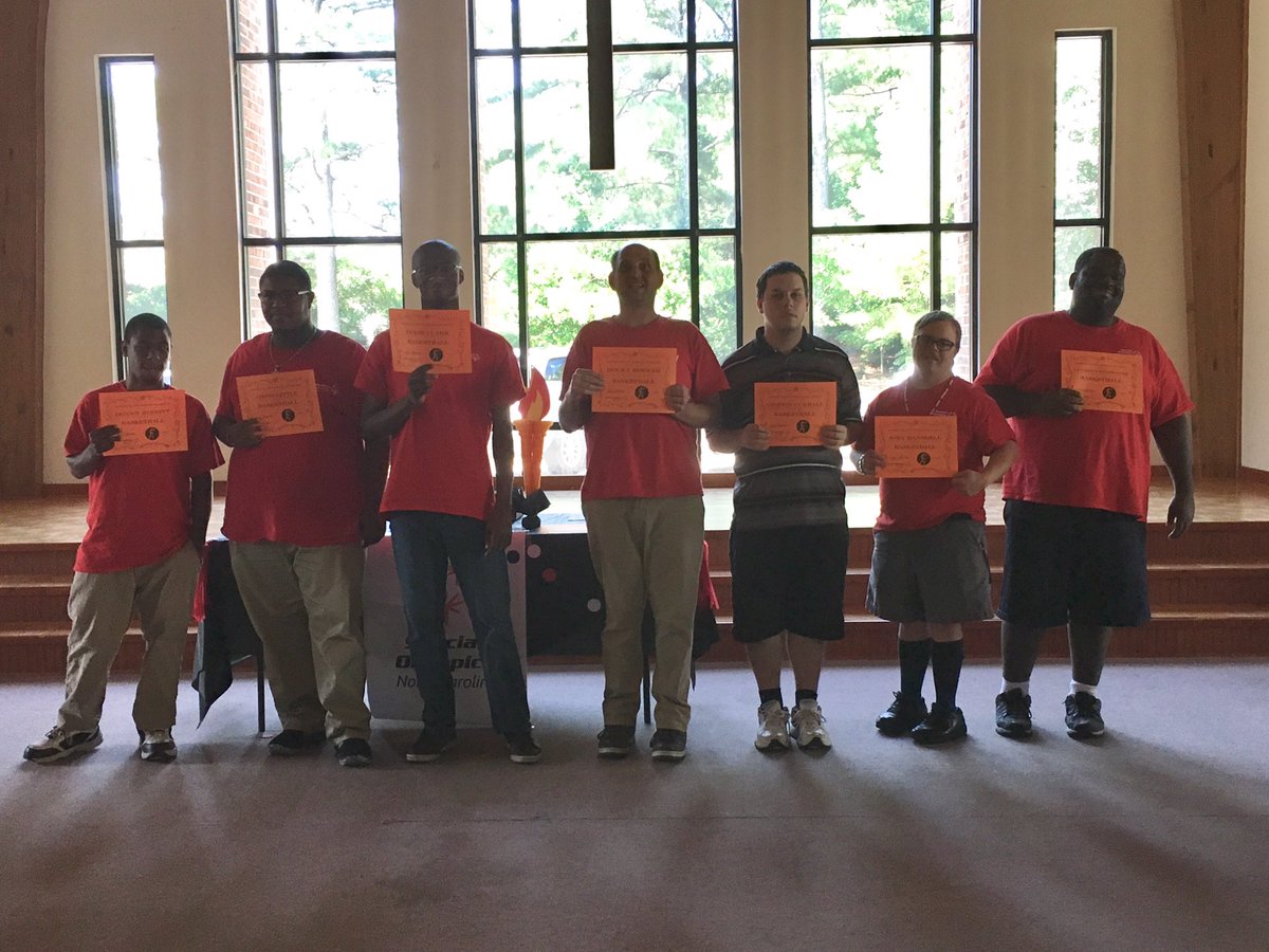 SONCMooreCounty's tweet photo. 79 athletes were recognized today for outstanding commitment to training throughout the year! https://t.co/QIWeUHtDqU