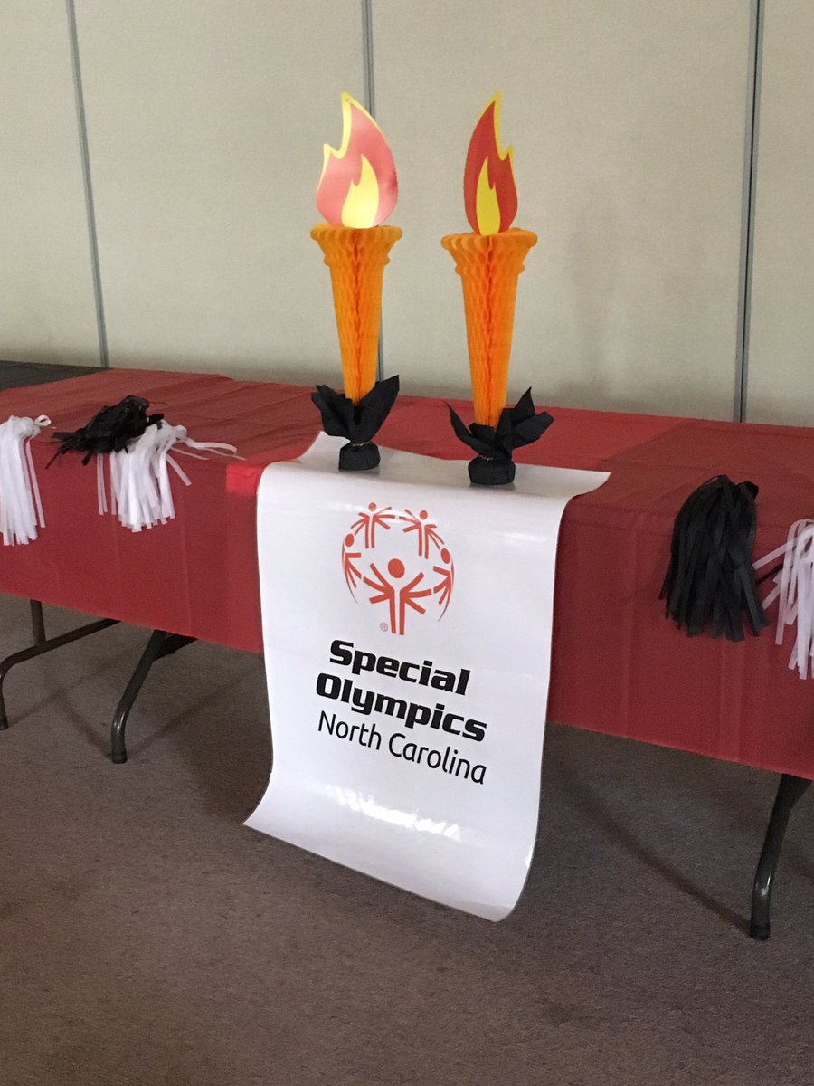 SONCMooreCounty's tweet photo. 79 athletes were recognized today for outstanding commitment to training throughout the year! https://t.co/QIWeUHtDqU