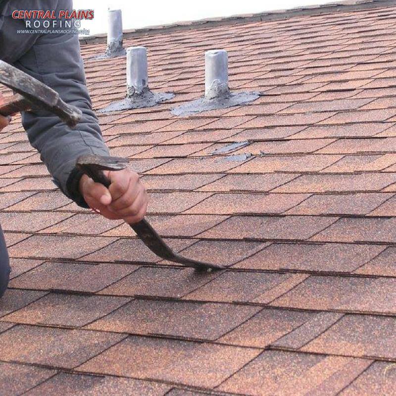 We'll come out and get your roof done right the first time. 👍🏻 Our goal is to exceed your expectations! 

goo.gl/9eHTpd 
#exceedingyourexpectations #onlysolutions