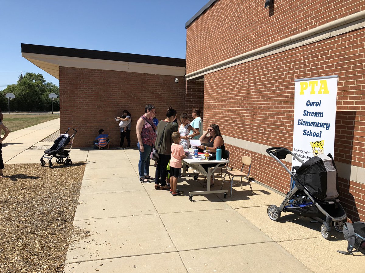 We had a great New Student Orientation at Carol Stream School! A big thank you to families who could attend as well as a shout out to our amazing staff for making the event a success! <a href="/CSSchoolPTA/">CS School PTA</a> <a href="/CCSD93/">CCSD93</a> <a href="/CSelemschool/">Carol Stream School</a>