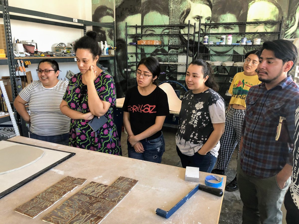 ArtDivisionLA's tweet image. For the past 5 Mondays, AD students have been creating tiles at Andre Keller's studio in DTLA. They have practiced everything from slab rolling, cut out &amp;amp; design to glazing, setting &amp;amp; grouting. We would like to thank Andrea for leading these workshops! #artdivisionla #tilemaking