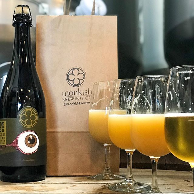jdstonedesign's tweet photo. 🍺 : #tbt Monkish is one of my favorite breweries in LA! Always love to taste their offerings and pick up their latest brew. Looking forward to trying The Spectacle!
@monkishbrewing #beerflight #thespectacle .
.
📱: Follow @beer.withme for more honest … https://t.co/QqI6Q2pVKx https://t.co/YissoZfUYU
