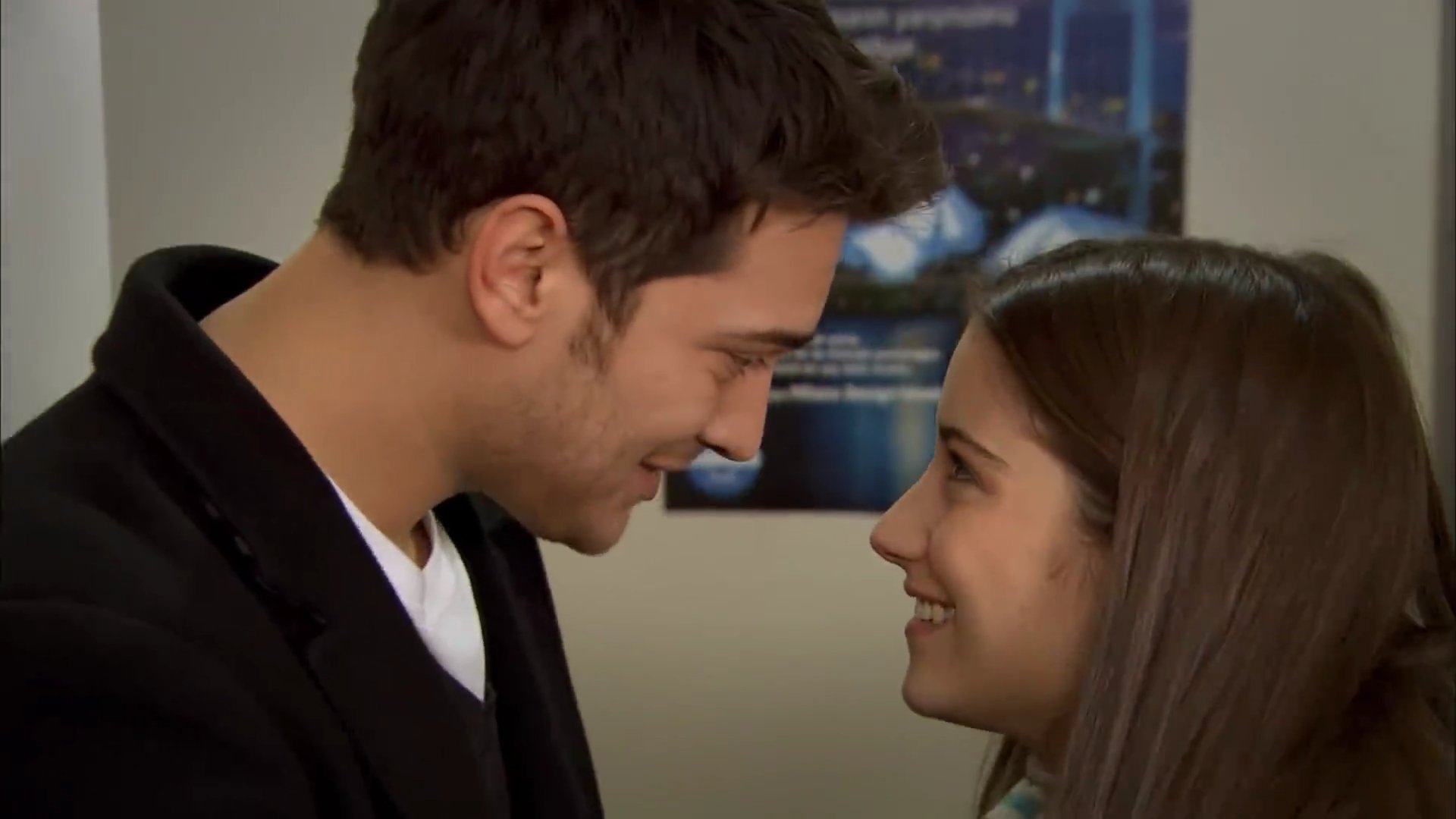 Я назвал ее фериха - adini feriha koydum. Фериха эмир турецкий. Эмир я назвала ее фериха. Фериха и эмир. Я назвала ее фериха турецкий сколько.