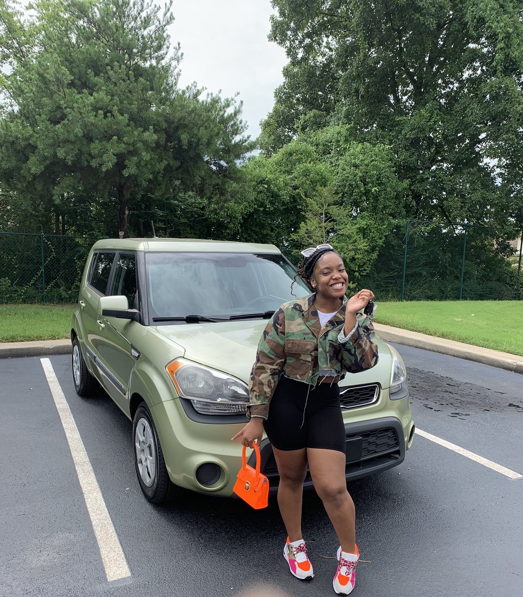 allhail_tinkk's tweet photo. just a cute girl ft . her new cute car π
#MEETCLAIR #blessed https://t.co/Y0zRu0L16f
