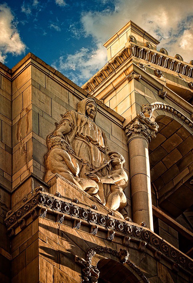 Artmeets's tweet photo. https://t.co/9pUTJFMkiW 

Tonight! #dtla art walk Fine Arts Building (link for details) https://t.co/hXtQyEKqu0