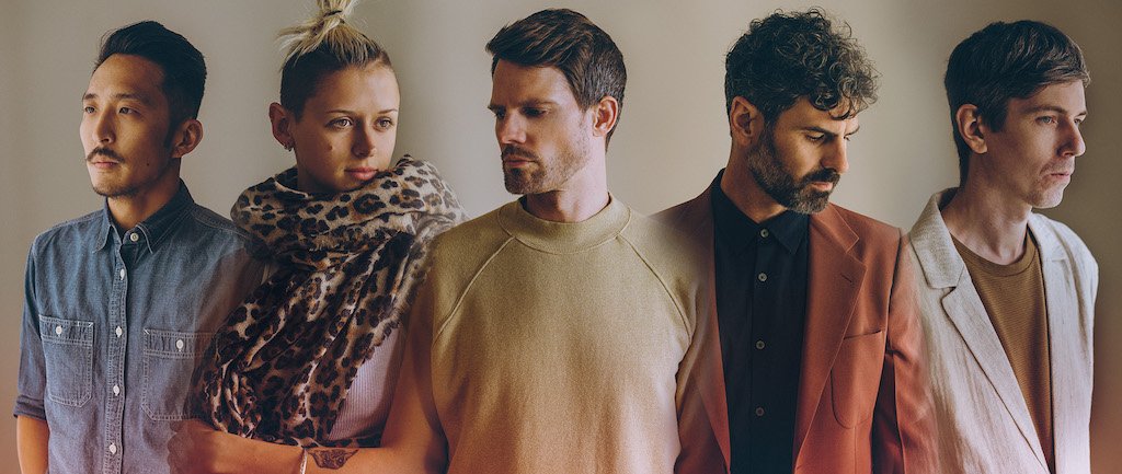 BlackBookMedia_'s tweet photo. Current Obsession: Tycho and Saint Sinner Collab on Visceral New Single/Video 'Japan' #Tycho #electronicmusic #synthpop @heysaintsinner @ISO50 @Greek_Theatre @SummerStage @ElectroniMusic1
https://t.co/TRTyz3KlTu https://t.co/MgAPEE2aGn