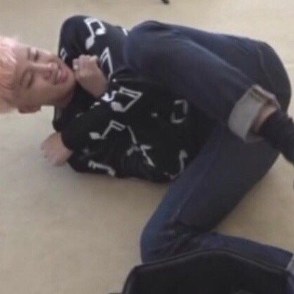 ⠀

⠀   ⠀ ⠀the god is now in his protective stance. these creatures on earth could be dangerous.

⠀   ⠀