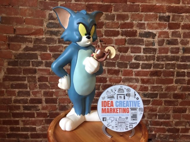 idea_creative1's tweet photo. The purrrfect way to celebrate #InternationalCatDay #smarkidea #socialmedia #marketing https://t.co/1XXw8owSpW