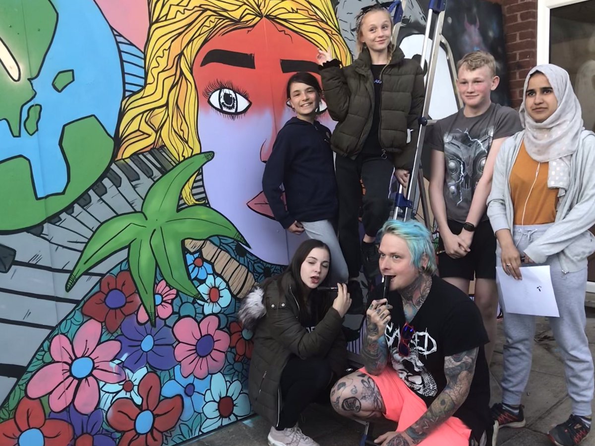 CPPMarketPlace's tweet photo. A fantastic year for creative collaborative projects in Newmarket. Street art with @cppmarketplace @SI_MITCHELL @OrbitFButcher  @TheRacingCentre  @West_Suffolk and A Right Royal Adventure @ Memorial  Gardens @LoveNewmarket @NKTJournal @Nmktbusiness https://t.co/zedByHNFG4