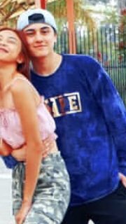 AngelEyes0009's tweet photo. Edward’s face without Maymay vs Edward’s face with Maymay.

Oo na sige na, gets na namin. Hihi

#MayWard 
#MaymayEntrata #EdwardBarber https://t.co/Vh5GIsJIi6