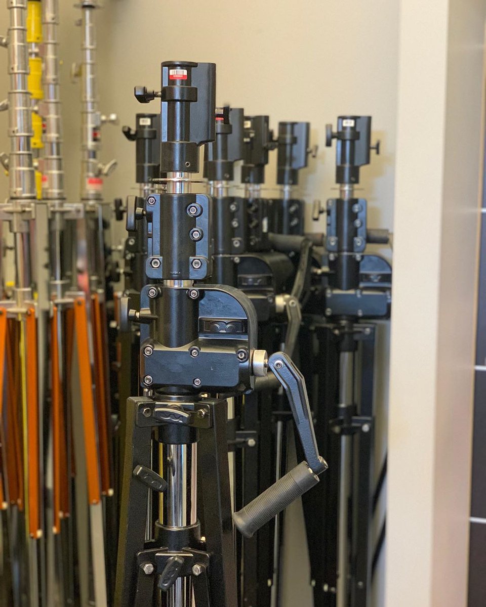 MatthewsGrip's tweet photo. You can see where #ThePanelStand came from!
Reposting @ontariocamera:
...
"Matthews MiniVator Crank stands are now available. As many as you want π" https://t.co/UoSmsFtyv2