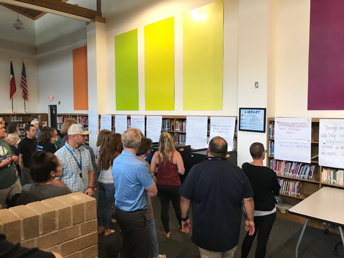 J10bush's tweet photo. ⁦@GRISHAM_MS⁩ teachers collaborate to write a statement of inquiry. #MYPIB #gmsbrave https://t.co/pYaXRDJuzB