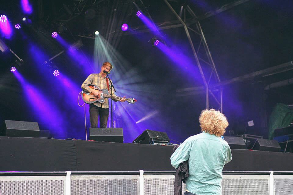A massive Throwback Thursday from us, back when <a href="/george_ezra/">george E Z R A</a> played our stage at <a href="/Brisfest/">Brisfest</a> in 2013! With a keen <a href="/BigJeffJohns/">Jeffrey Johns</a> looking on. Two Bristol legends in one photo. #georgeezra #bigjeff